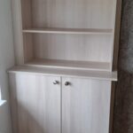 Wood effect cupboards with shelving above