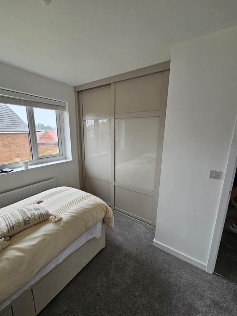Shaker Slide Cashmere 2 door wardrobe